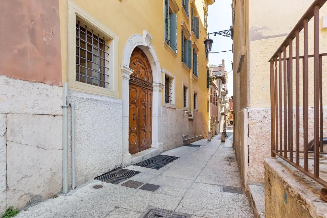 Apartment Canguroproperties - Scalette San Marco 1 Verona Italy